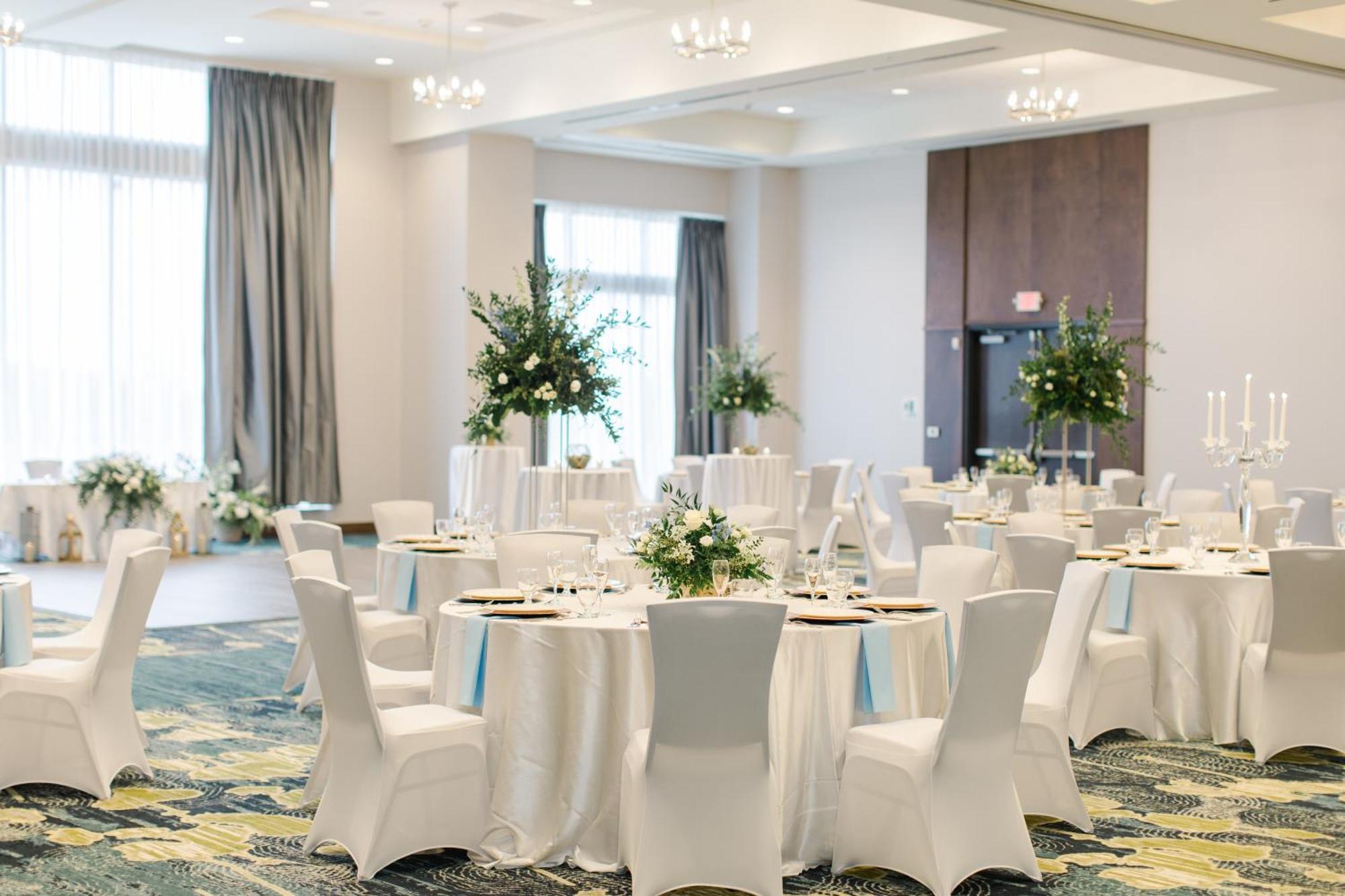Holiday Inn Detroit Northwest - Livonia By Ihg Dış mekan fotoğraf