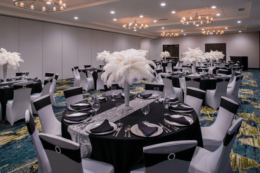 Holiday Inn Detroit Northwest - Livonia By Ihg Dış mekan fotoğraf